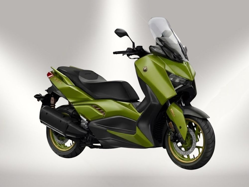 Xmax 250 Connected 2024 / ABS scooter photo